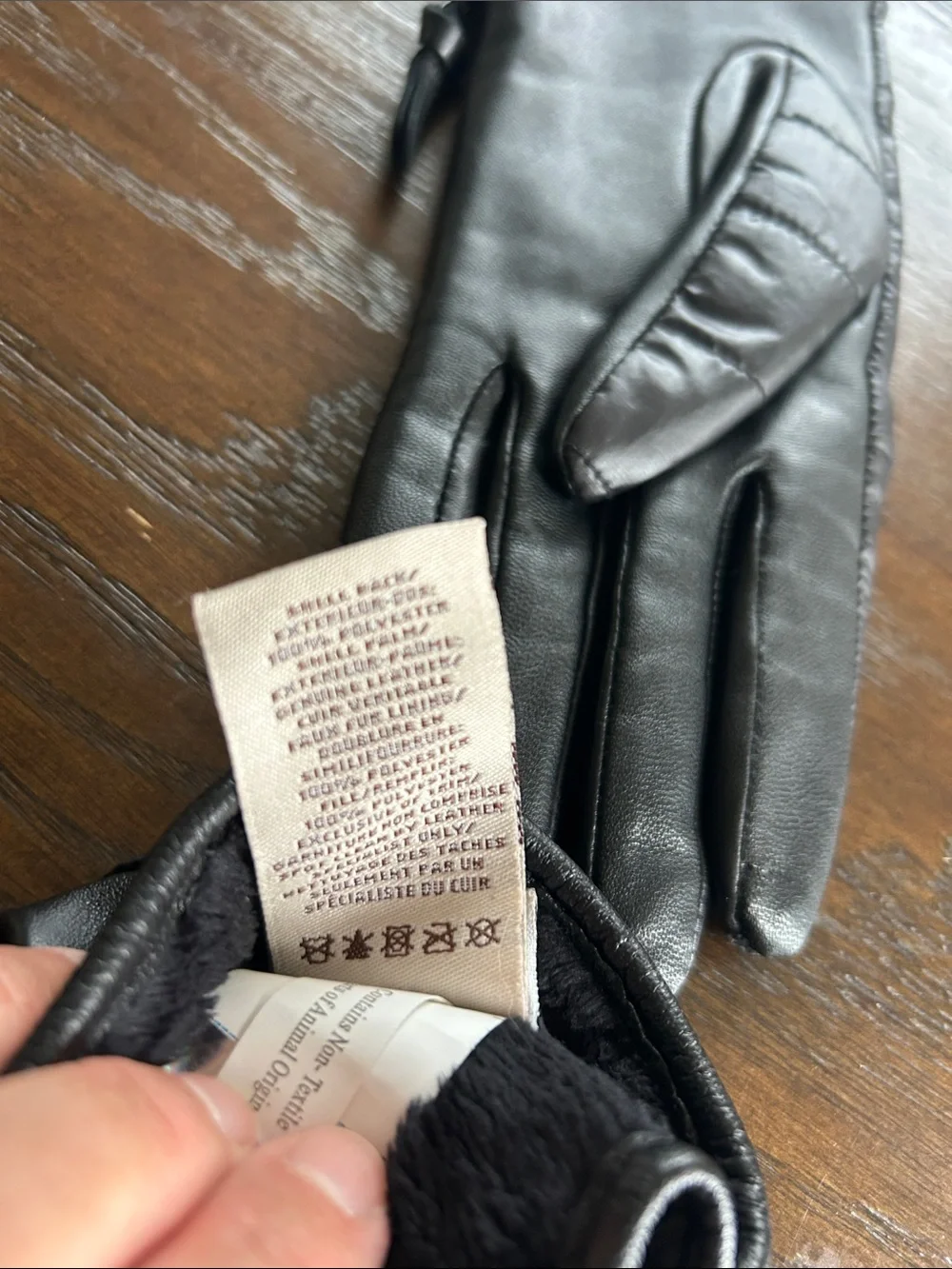 UGG Metallic Gunmetal Quilted Gloves NWOT